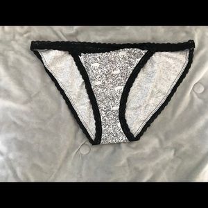 VICTORIA’S SECRET underwear